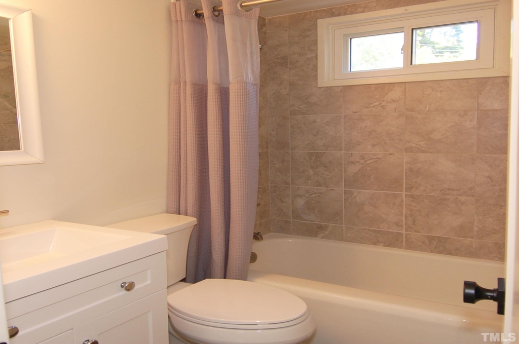 2100 Sutton Drive - Photo 7