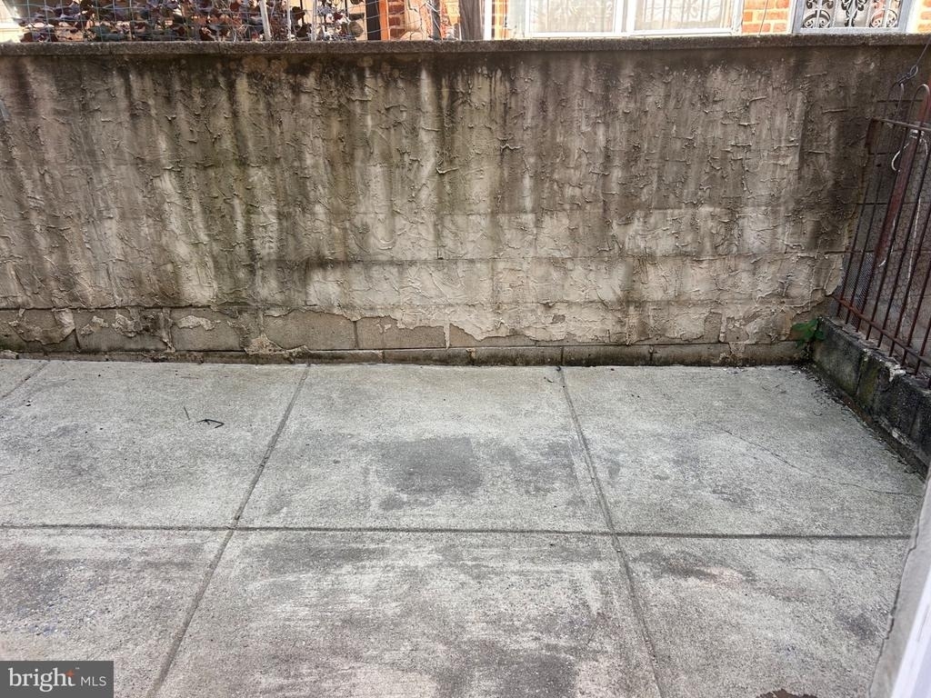 815 Tasker Street - Photo 8