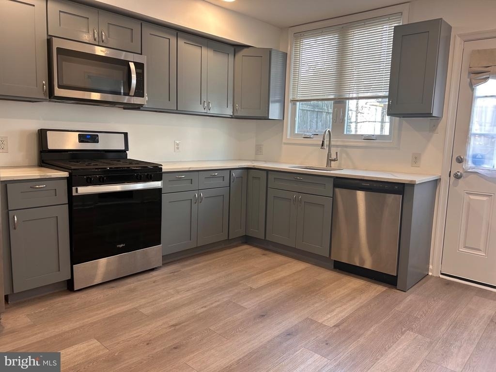 815 Tasker Street - Photo 5