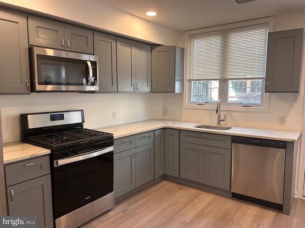 815 Tasker Street - Photo 7
