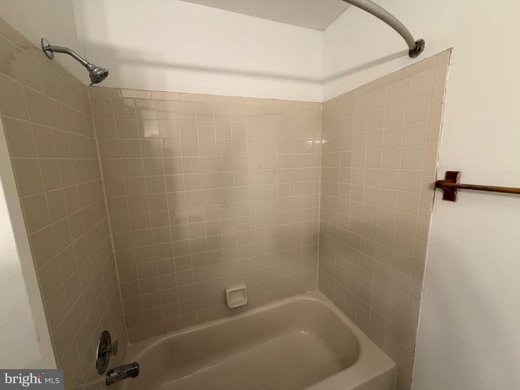 3402 Stanwood Street - Photo 4