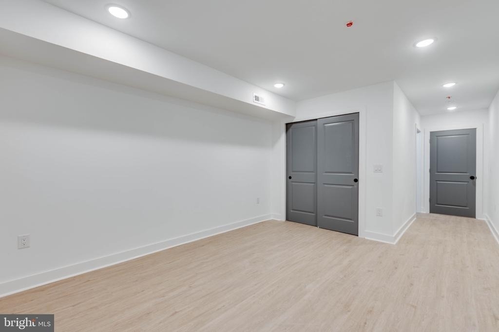 2314 N Sydenham Street - Photo 5