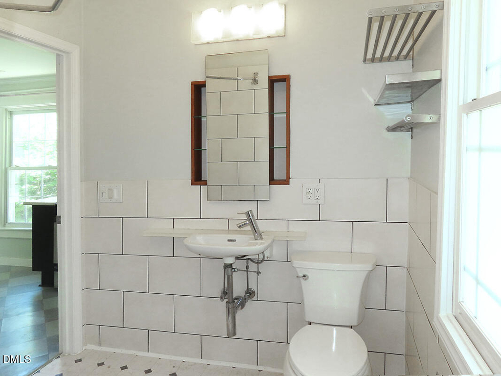 103 Center Street - Photo 9