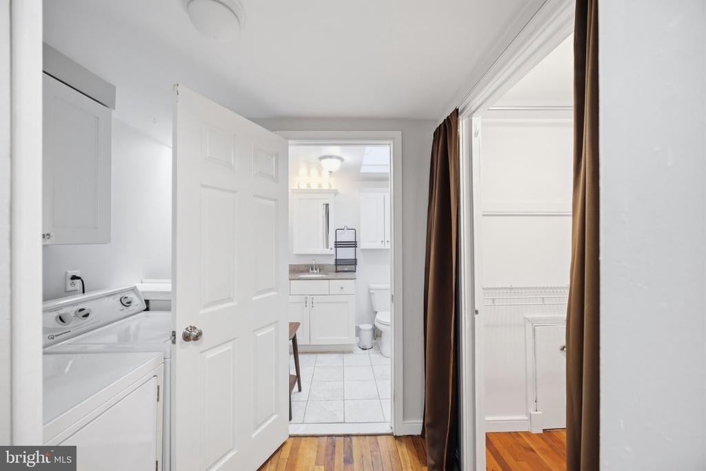 725 Pemberton Street - Photo 18