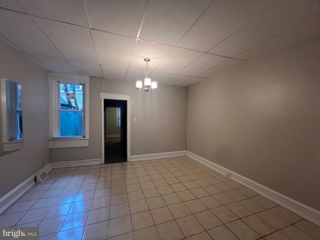 3319 W Haggert Street - Photo 8