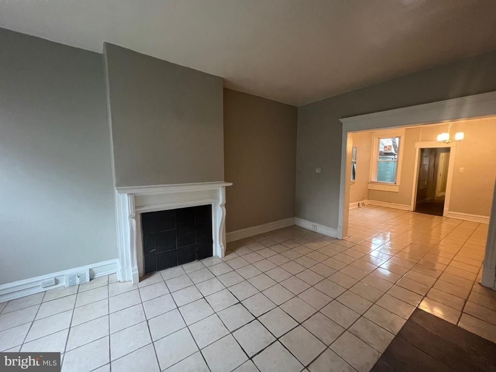 3319 W Haggert Street - Photo 3
