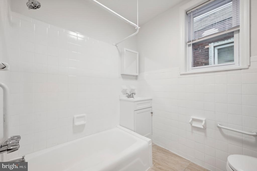 1627 S Ringgold Street - Photo 9