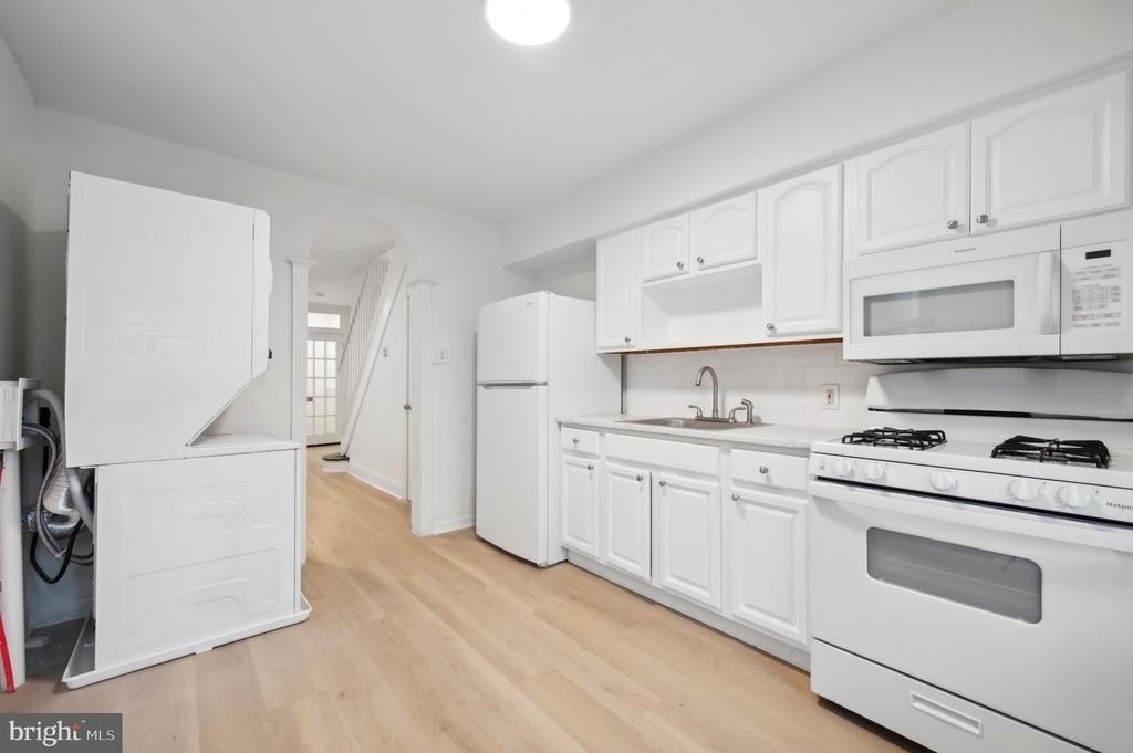 1627 S Ringgold Street - Photo 5