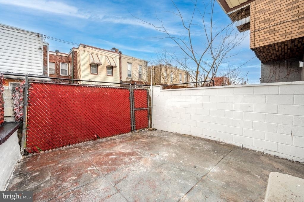 1627 S Ringgold Street - Photo 6