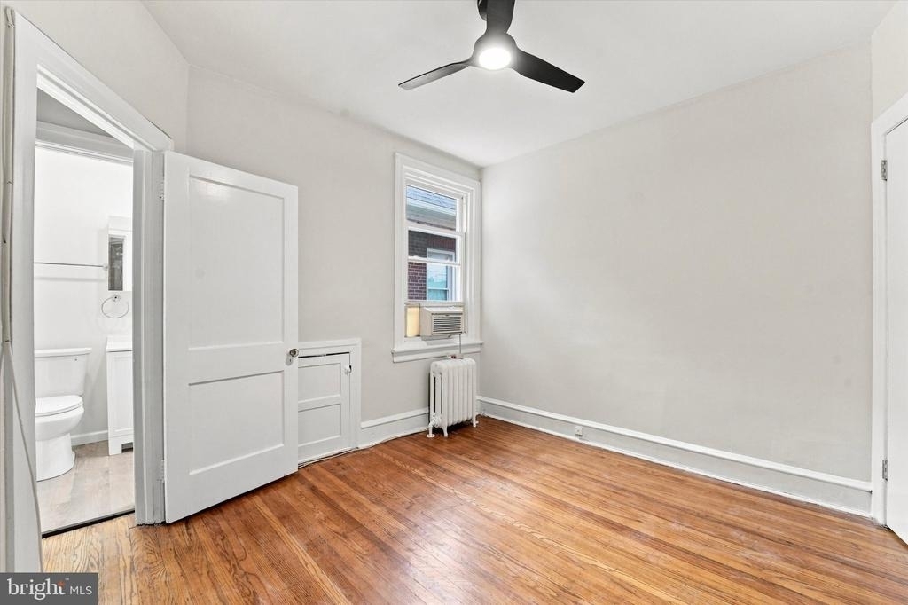 1 Athens Avenue W - Photo 13
