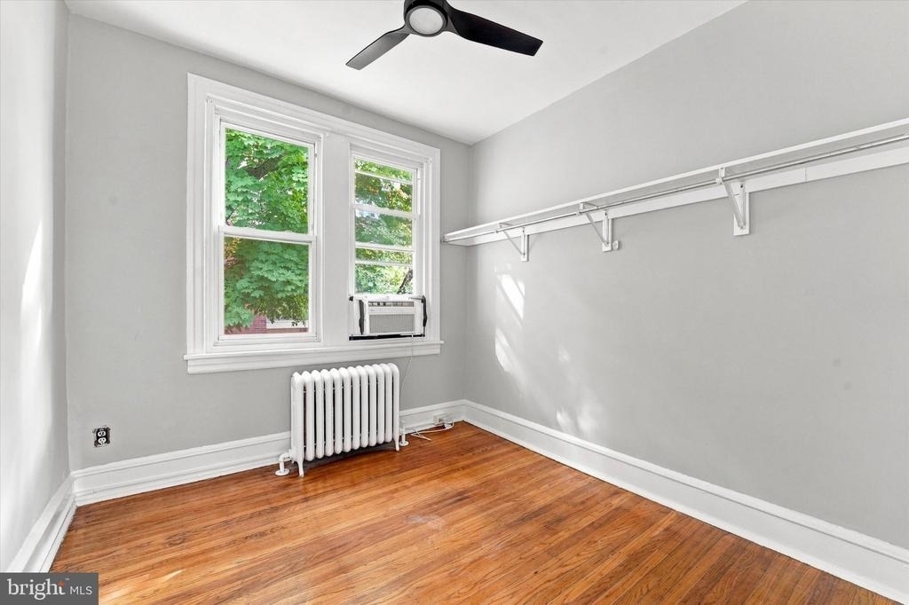 1 Athens Avenue W - Photo 14