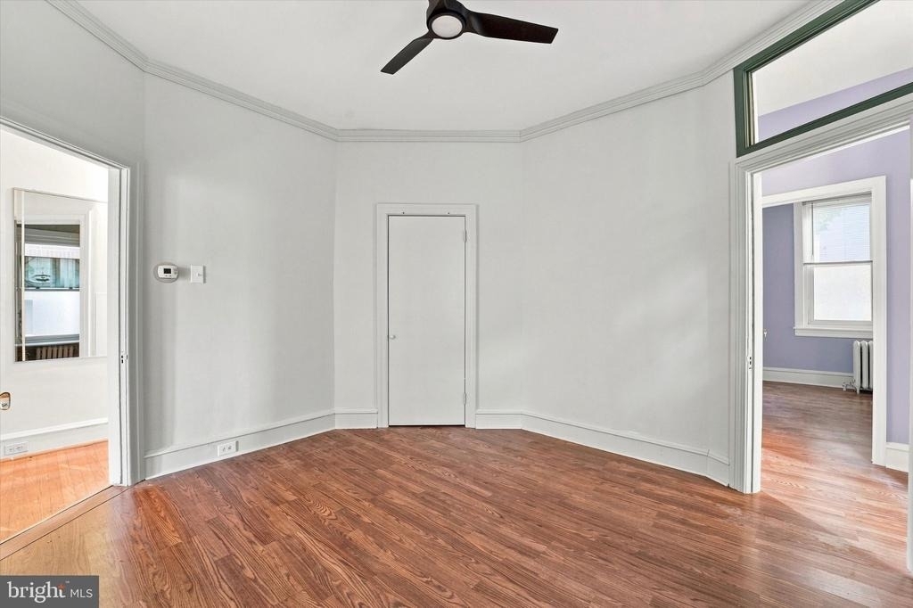 1 Athens Avenue W - Photo 10