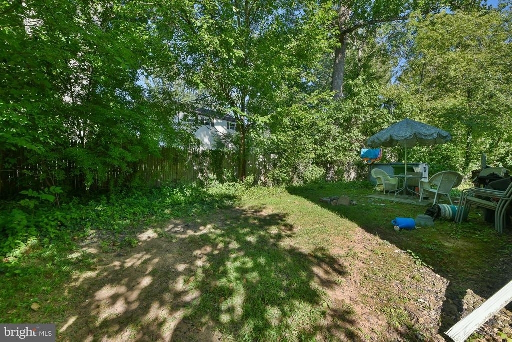 576 Meadowbrook Avenue - Photo 16