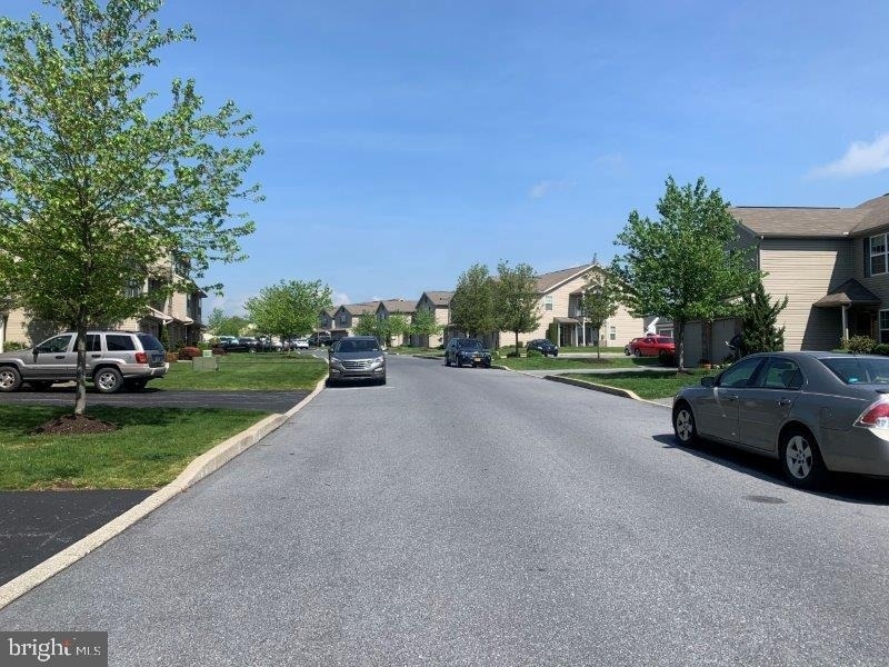 275 Thrush Drive - Photo 2