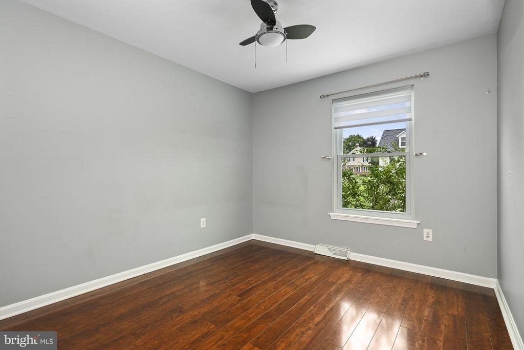 10 Terry Court - Photo 13