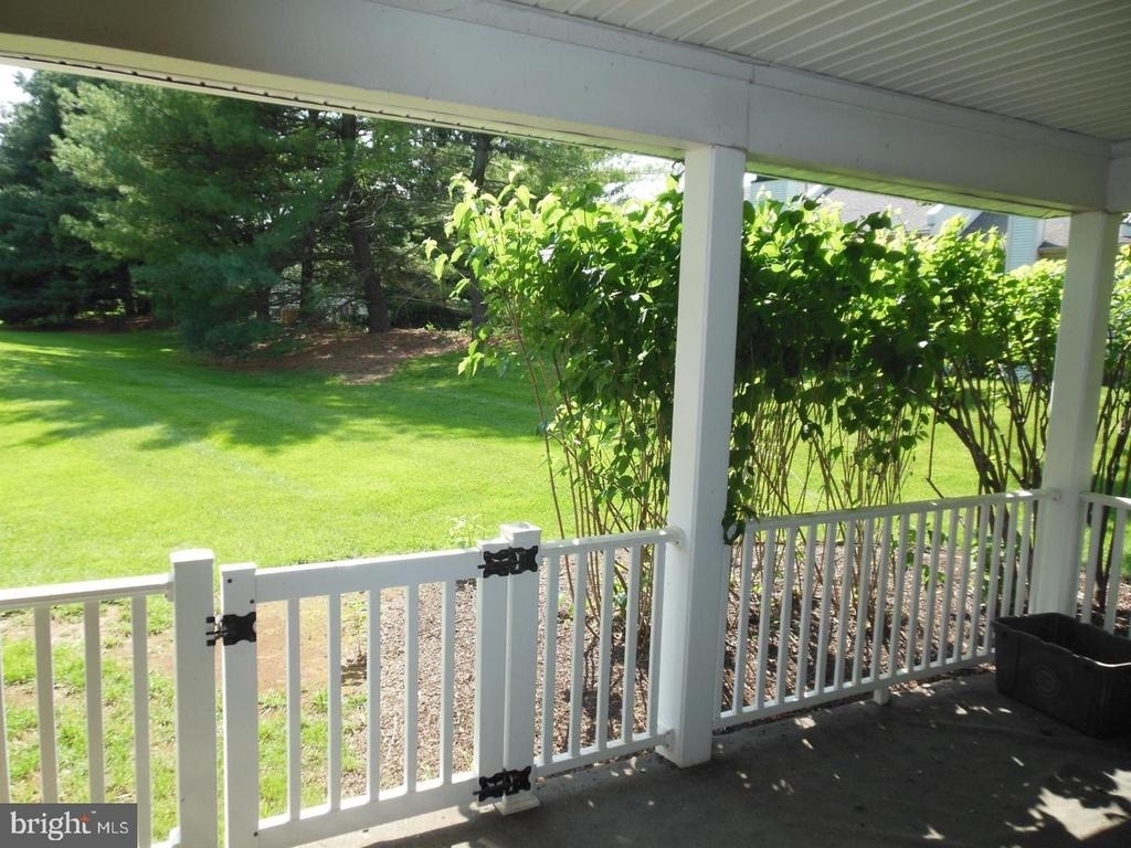 936 Railway Square - Photo 23