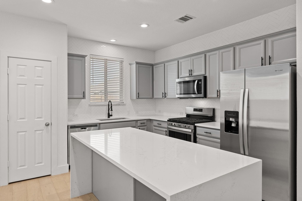 322 Bonnet Blvd - Photo 8