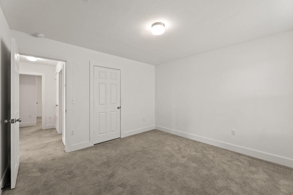 322 Bonnet Blvd - Photo 29