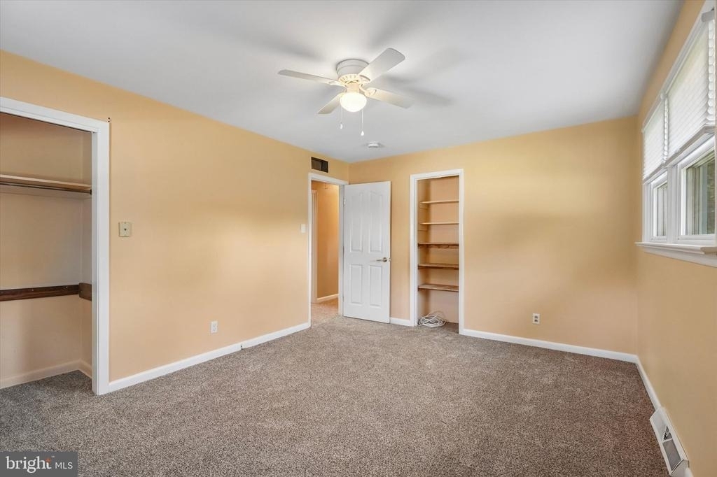 2176 Meadowview Drive - Photo 15