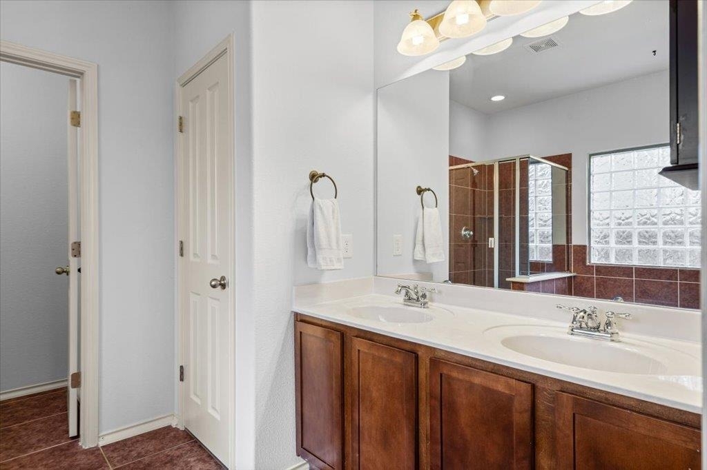 1109 Zacharys Way - Photo 11