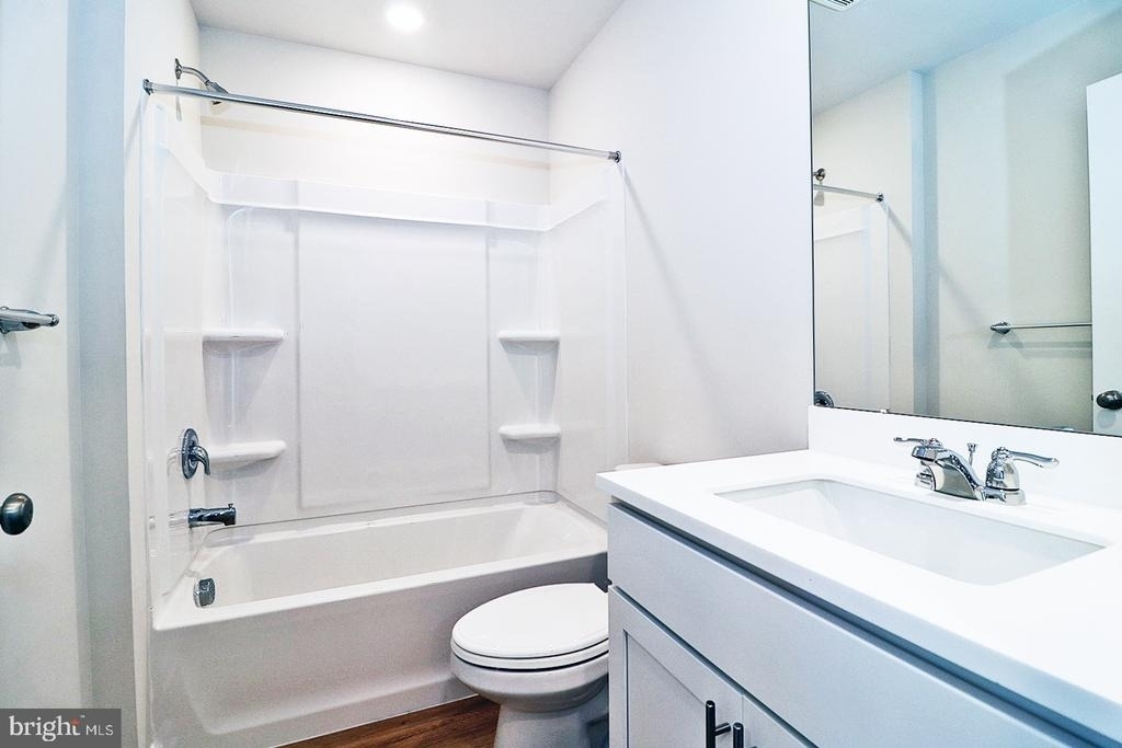 39 Baybreeze Drive - Photo 32
