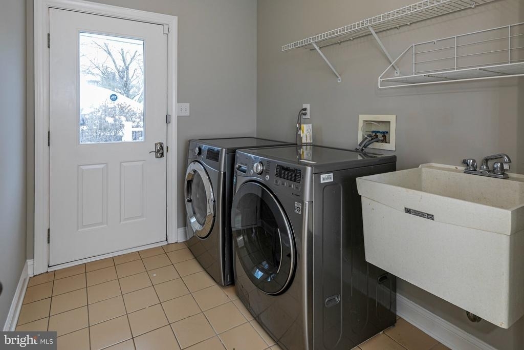 497 Christopher Drive - Photo 33