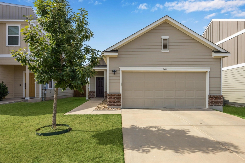 6401 Graymont Dr - Photo 0