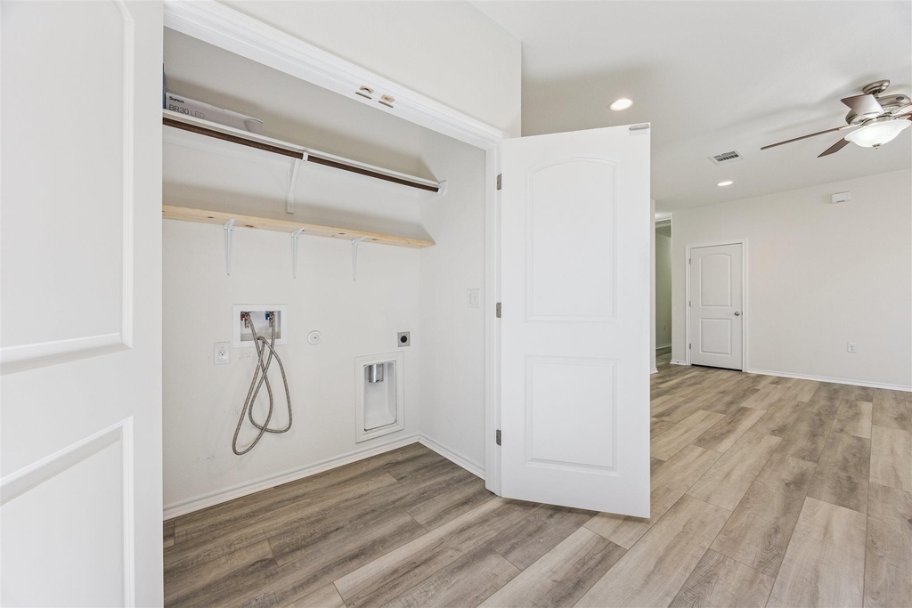 6401 Graymont Dr - Photo 9
