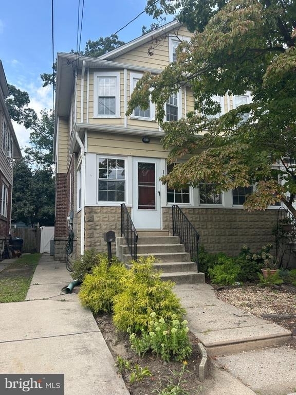 167 Lawnside Avenue - Photo 0