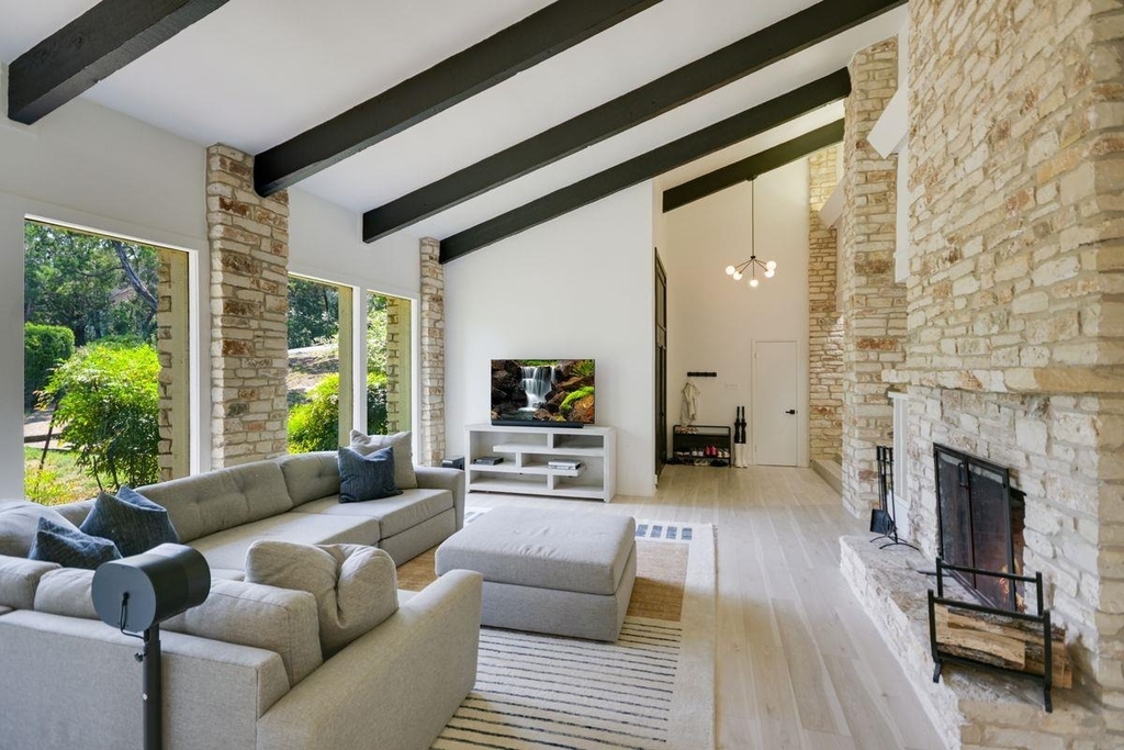 2412 Deer Pass - Photo 4