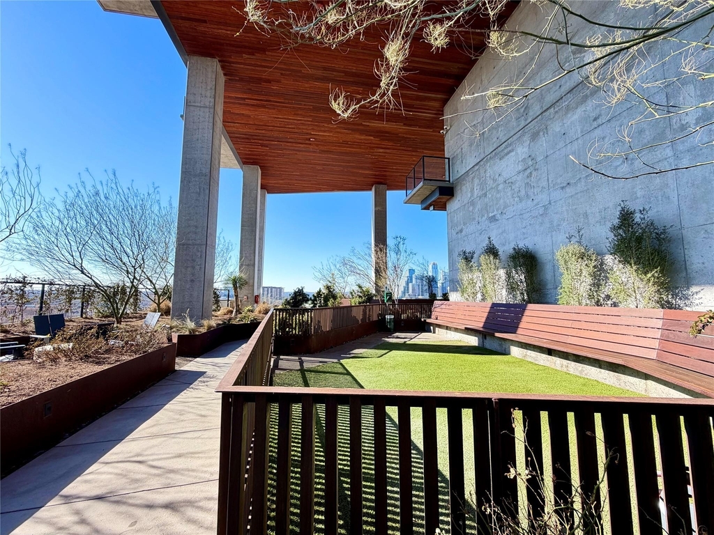 70 Rainey St - Photo 30