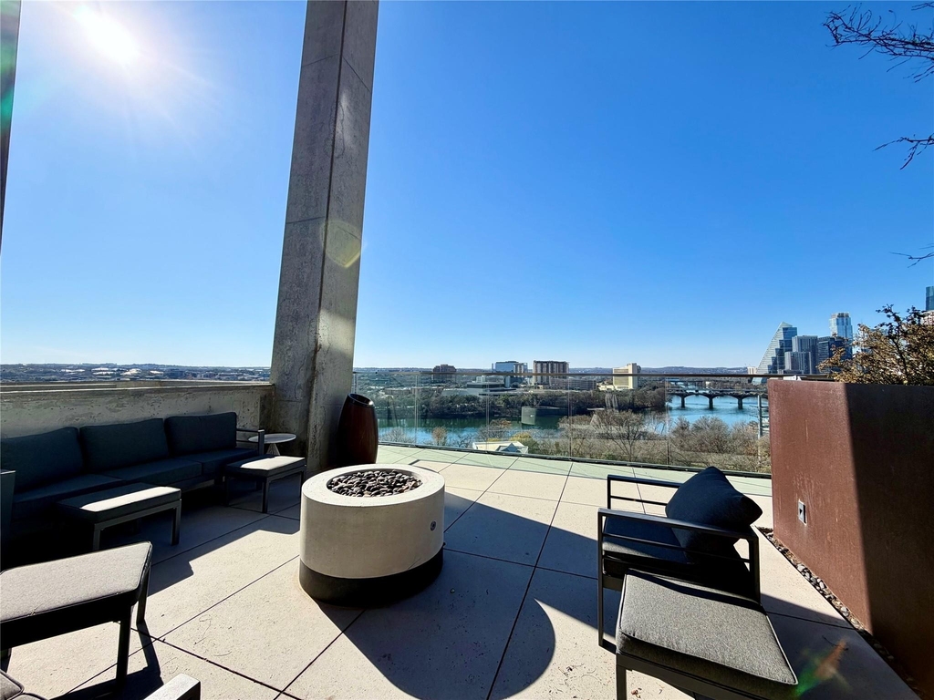 70 Rainey St - Photo 32