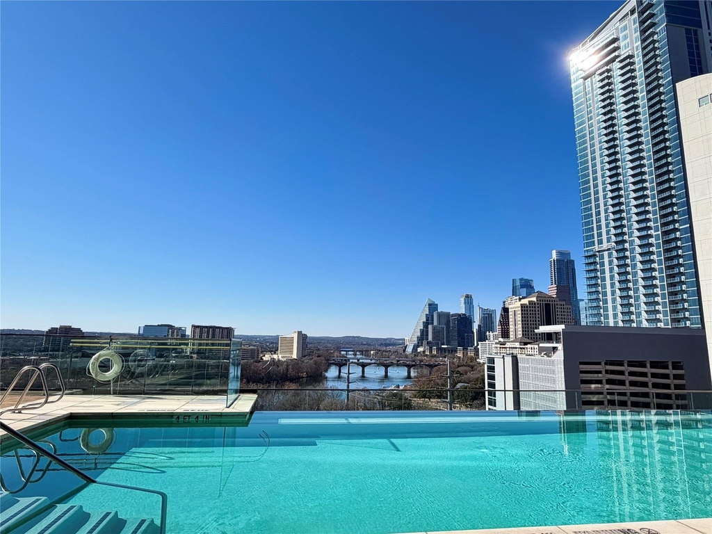 70 Rainey St - Photo 25
