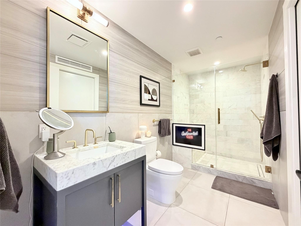 70 Rainey St - Photo 16