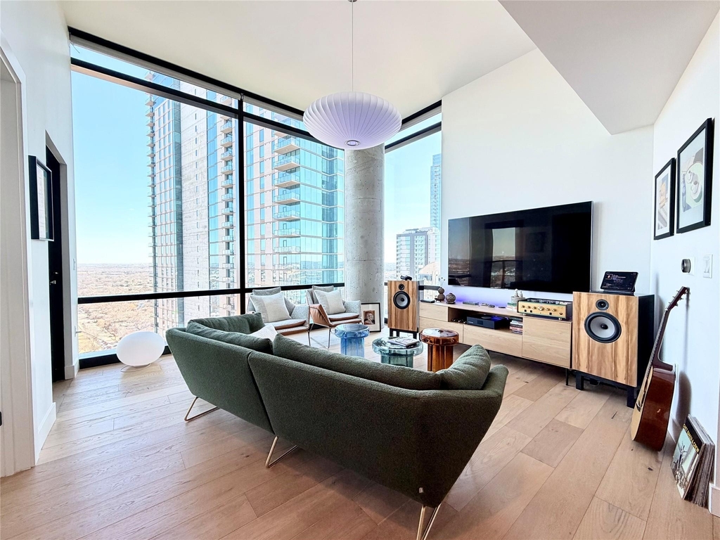 70 Rainey St - Photo 8