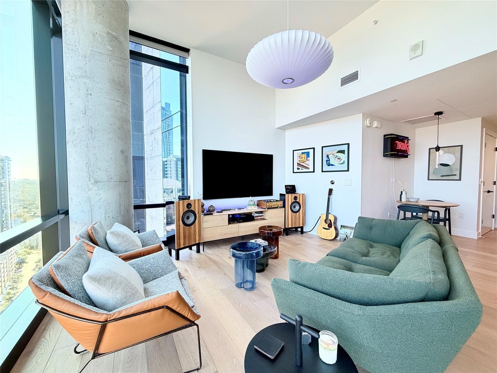70 Rainey St - Photo 6