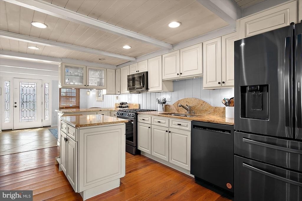 617 Bayshore Drive - Photo 25