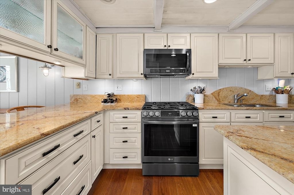 617 Bayshore Drive - Photo 22