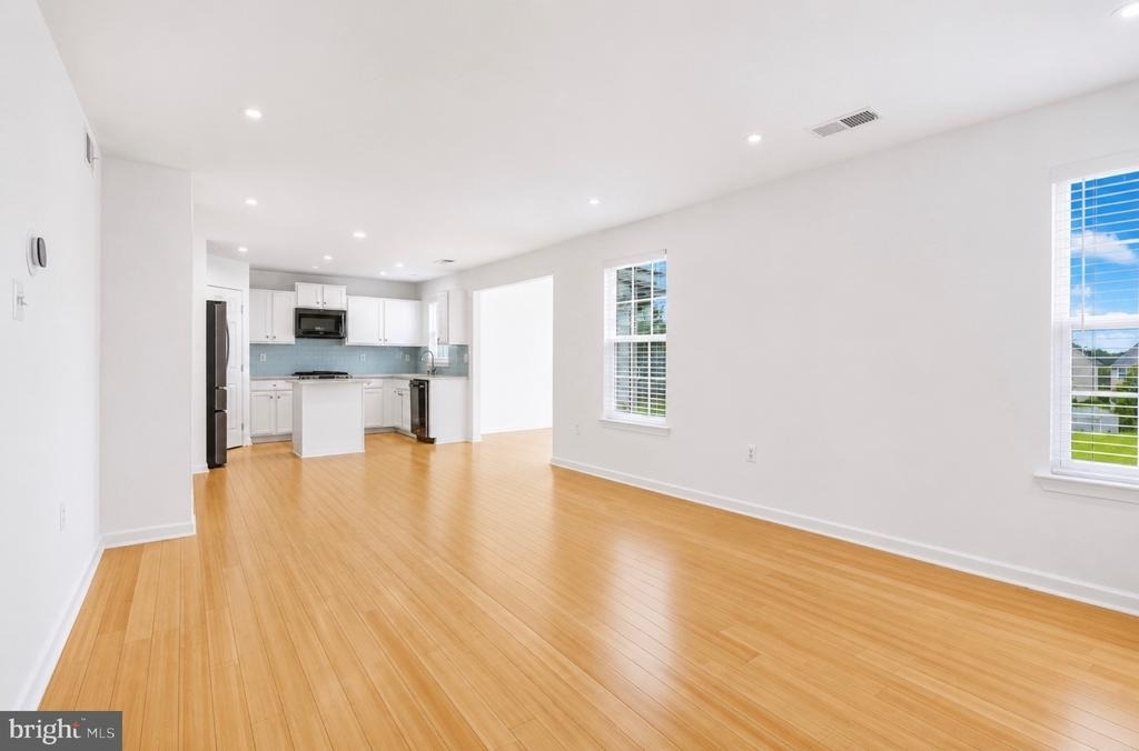 9448 Alloway Drive - Photo 6