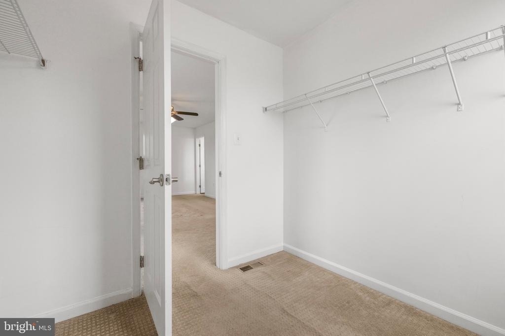 9448 Alloway Drive - Photo 10