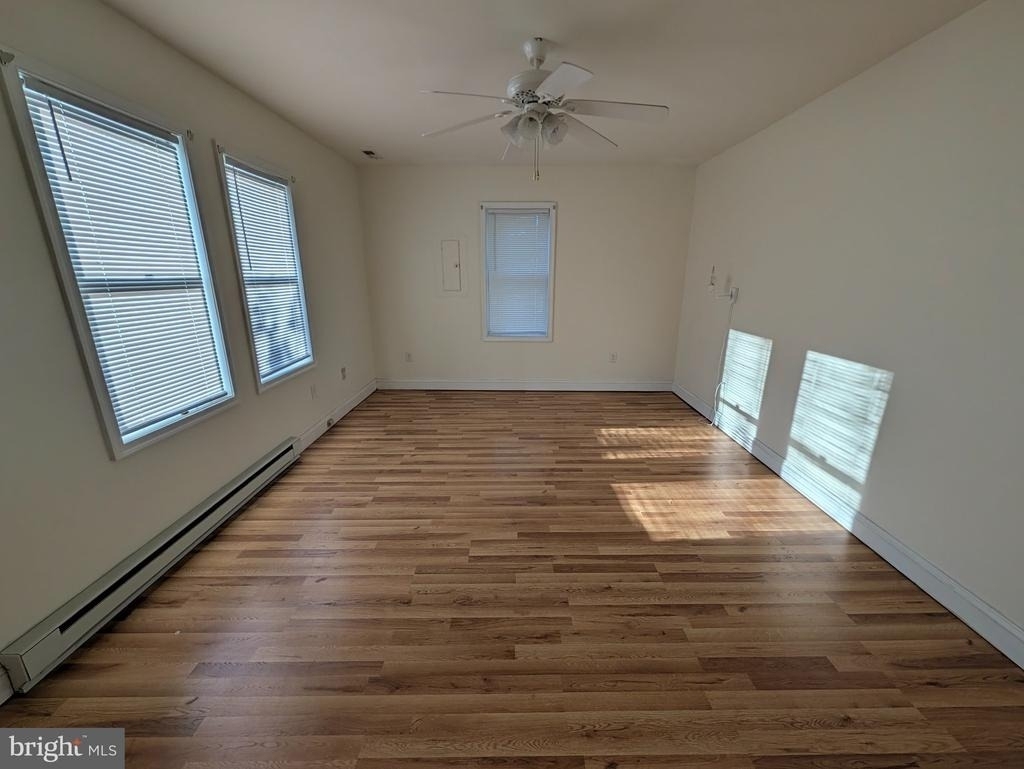 7491 Beach Avenue - Photo 6