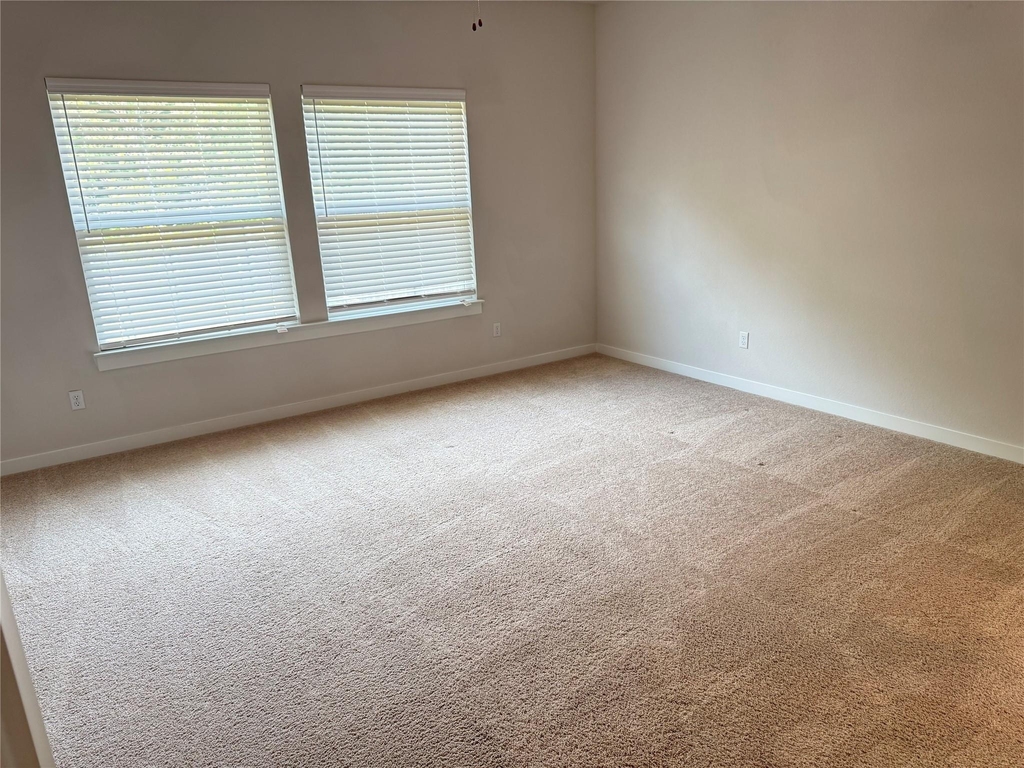 108 Sorghum Dr - Photo 8