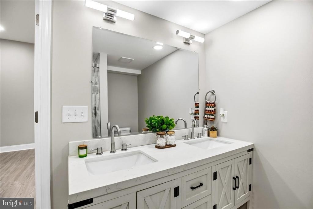 4000 Vine Street - Photo 27