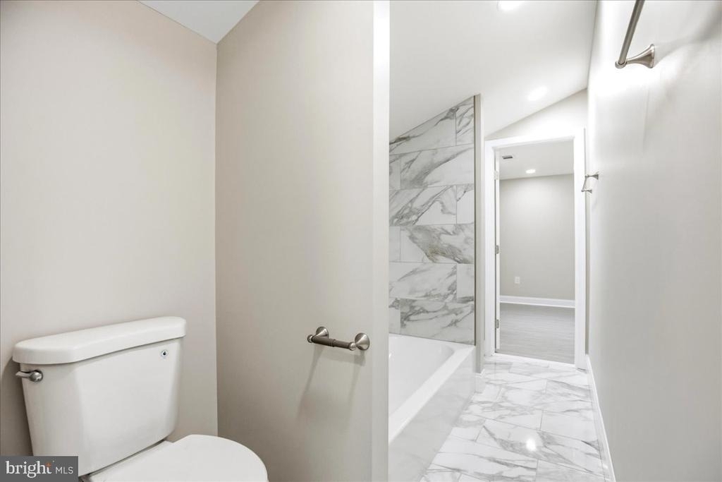 4000 Vine Street - Photo 41