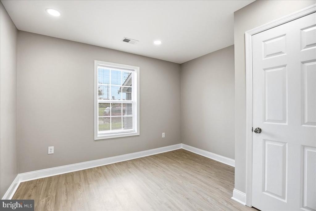 4000 Vine Street - Photo 35