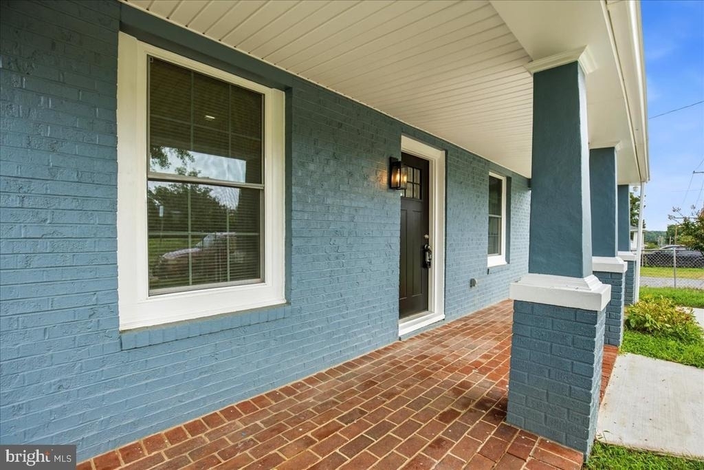 4000 Vine Street - Photo 4