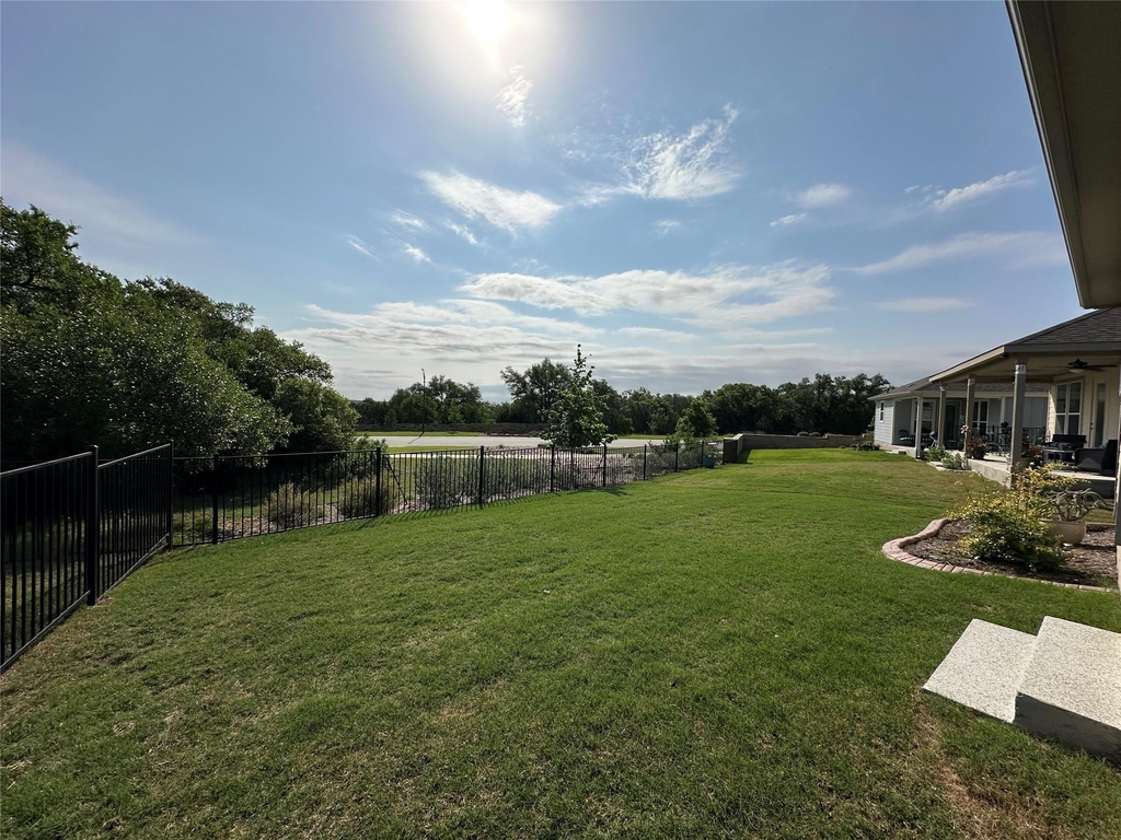 219 Coachsmith St - Photo 22