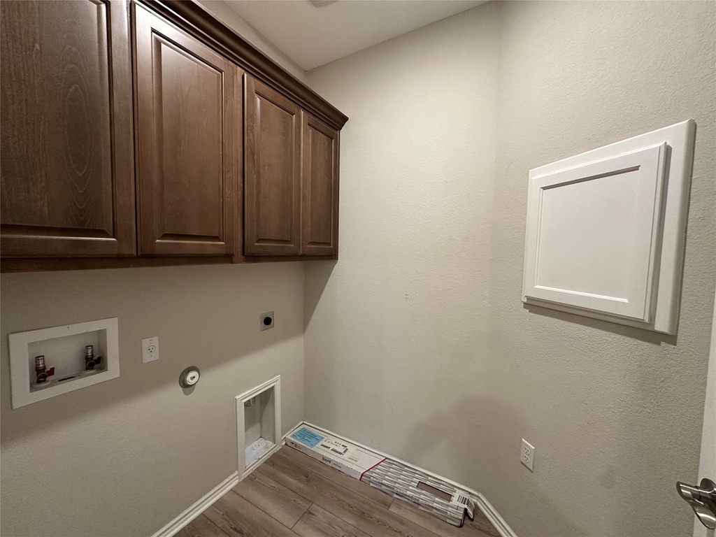 219 Coachsmith St - Photo 19