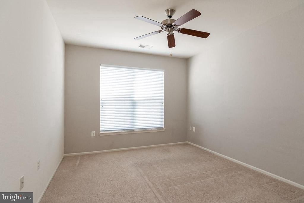 11800 Old Georgetown Road - Photo 15
