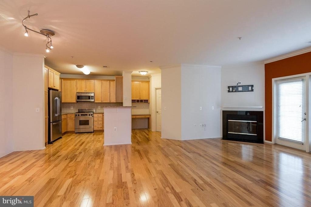 11800 Old Georgetown Road - Photo 4